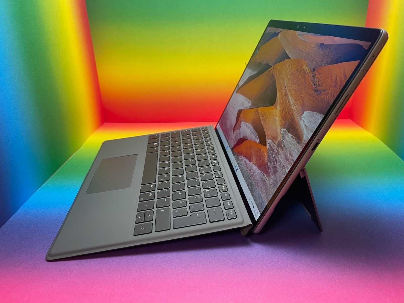 Dell Latitude 7320 2-in-1 LTE eSIM i5-1140G7 8GB 256GB 13″ DE Win11 Pro FID