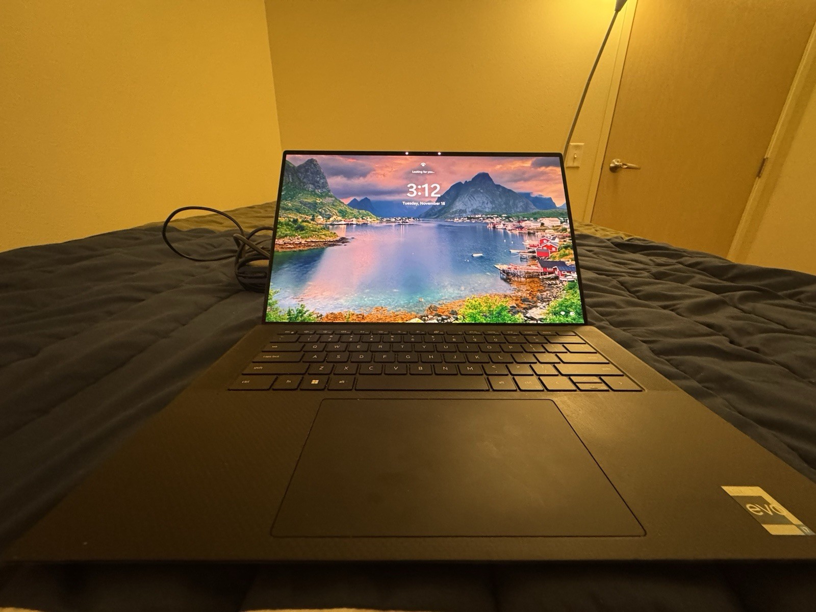 Dell XPS 15 9530 13.3in i7 RTX4070 15.6 inch Touch OLED, 16GB 512GB SSD