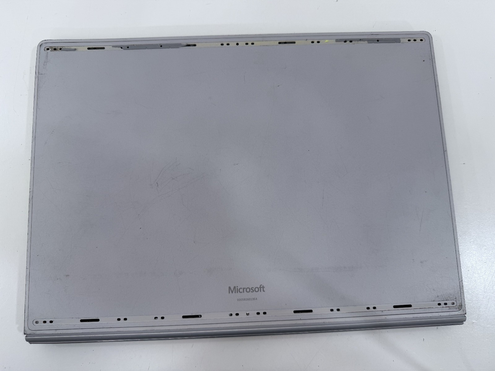 Microsoft Surface Book 3 i7-1065G7 CPU @ 1.30GHz 32 GB RAM 1 TB Win 10 Pro