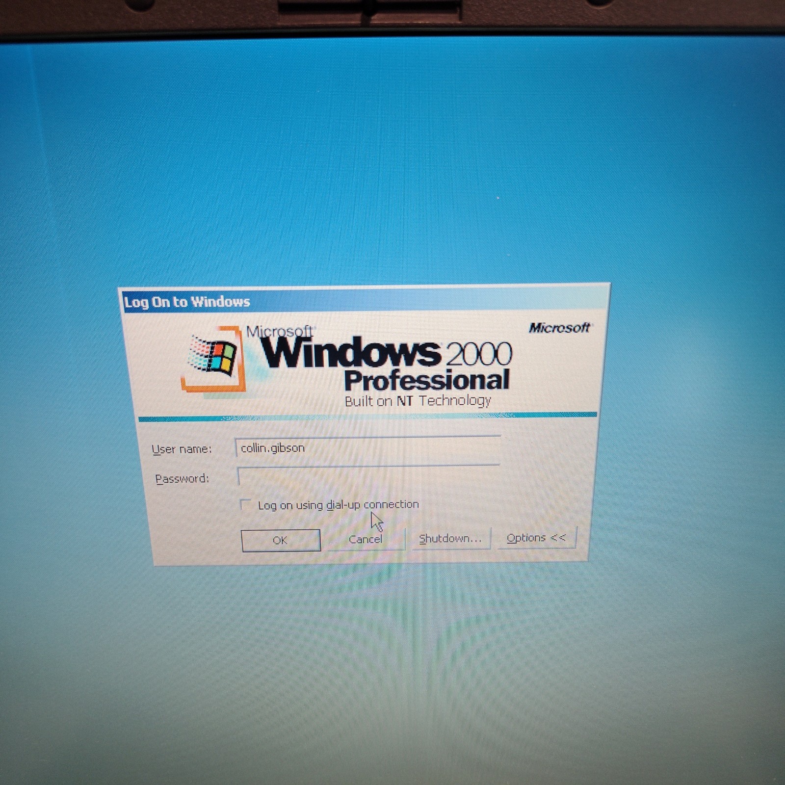 Dell Latitude CPi A366XT PentiumII Windows 2000Laptop VINTAGE 1998 – POWERS ON!
