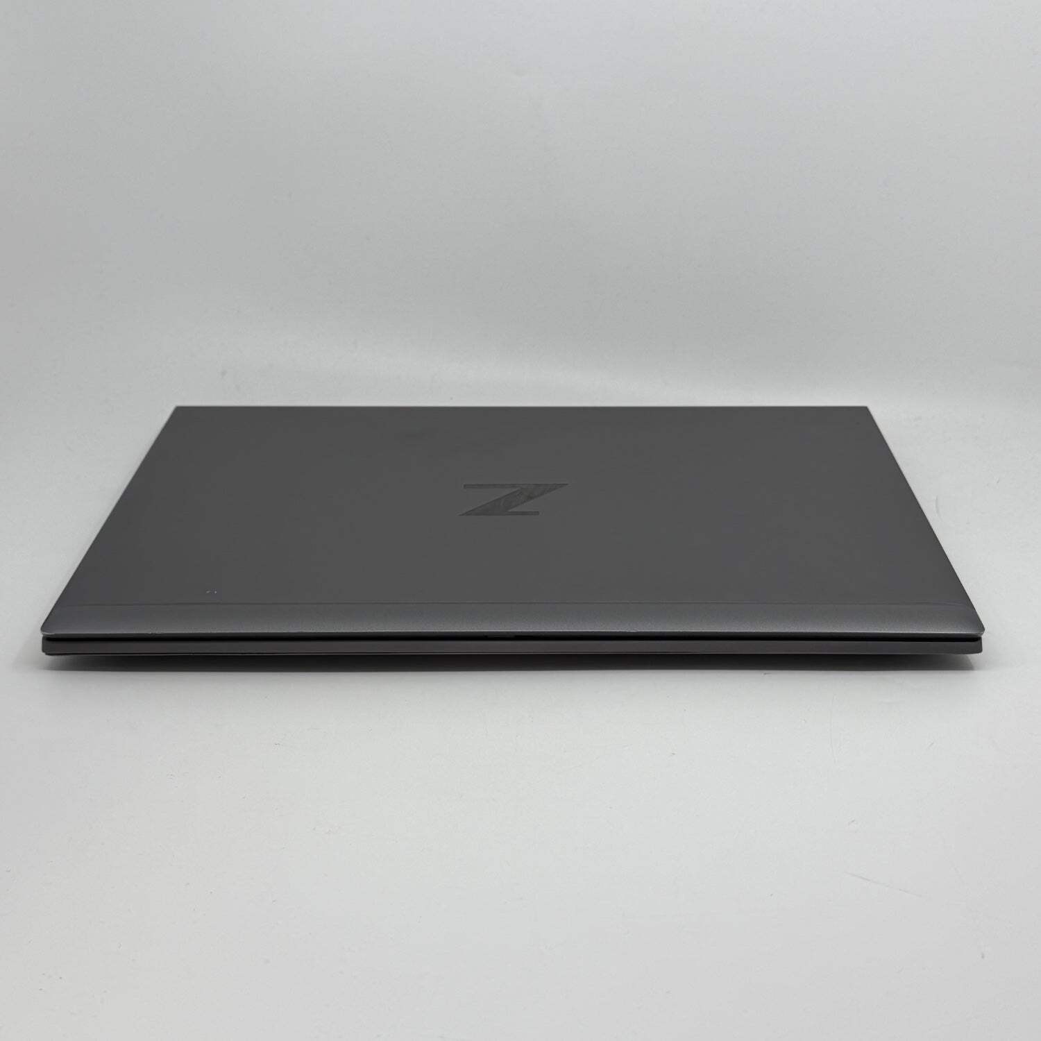 HP ZBook Firefly 14 G8 14″ i5-1145G7 2.6GHz 32GB RAM 256GB SSD