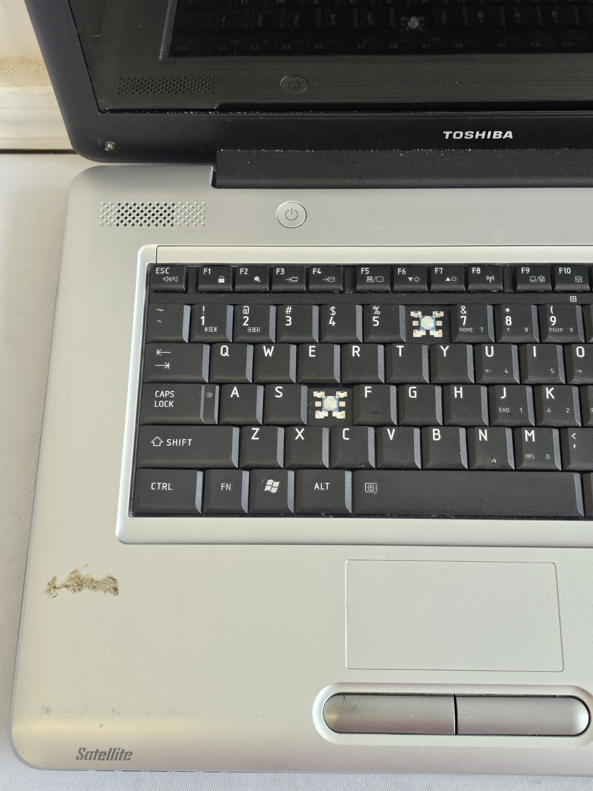 Toshiba Satellite L455-S5975 Laptop – Intel Celeron 900 – Parts/Repair – READ