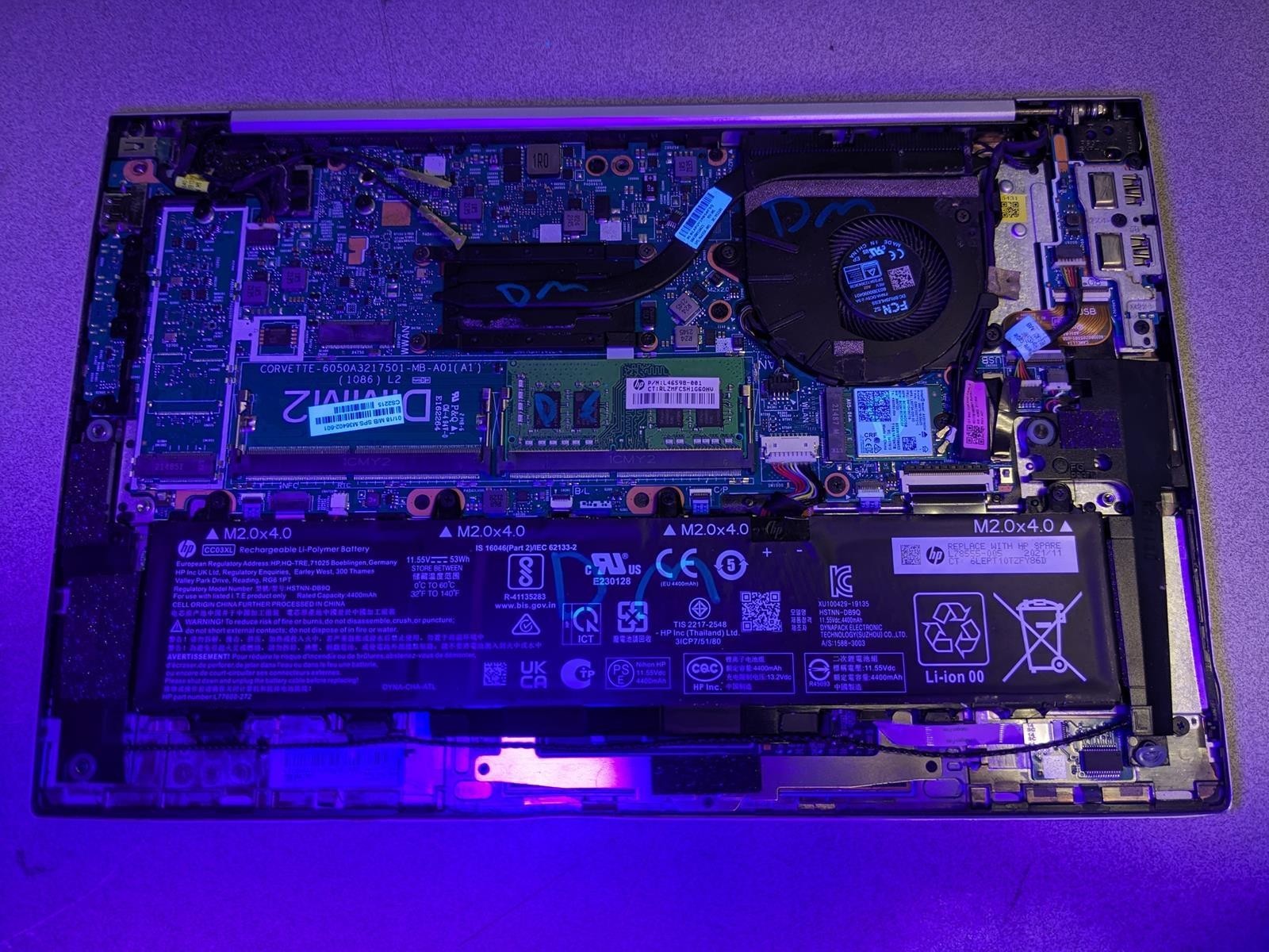 HP ELITEBOOK 840 G8 i7-1165G7 @ 2.80GHz, 8GB RAM, NO HDD/OS – (FOR PARTS)