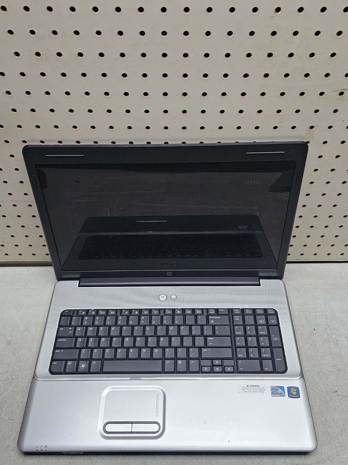 HP G71-349WM Laptop – Pentium T4300 – 4GB RAM – 250GB HDD – BAD BATT – WIN 10