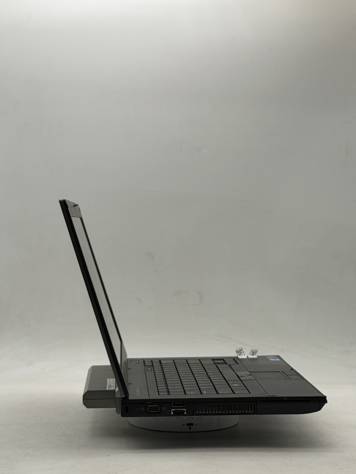 Dell Latitude E6410 i5 CPU M 580 14″ 3GB 100GB *NO OS Read
