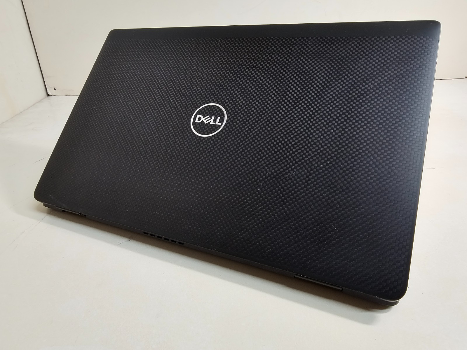 Dell Latitude 7320 Laptop 2.6 GHz i5-1145G7 16GB 512GB 13.3″ FHD Webcam Backlit