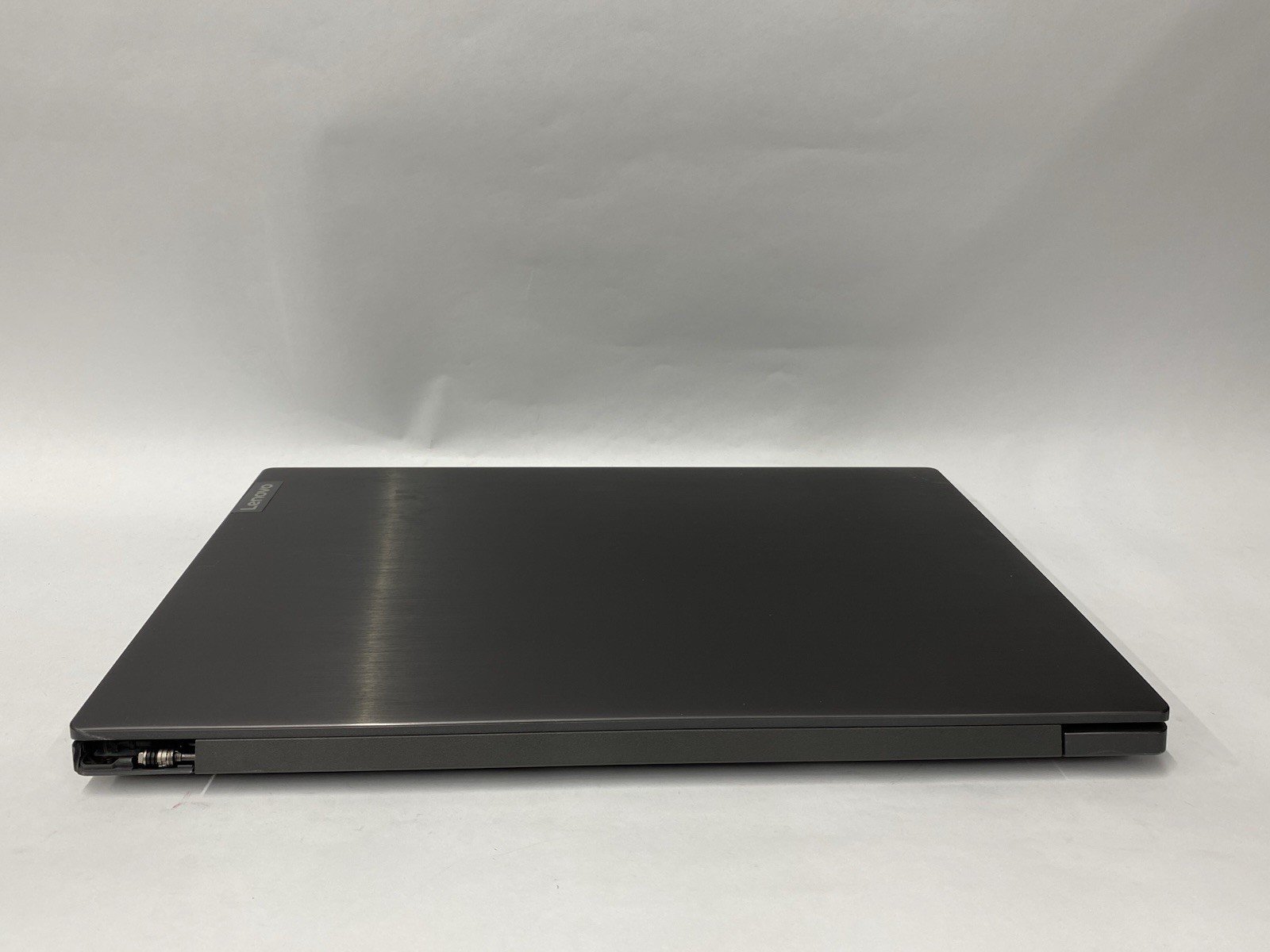 Lenovo V15-ADA – Grade C – FHD – Gold 3150U – 4GB – 128SSD – W10P
