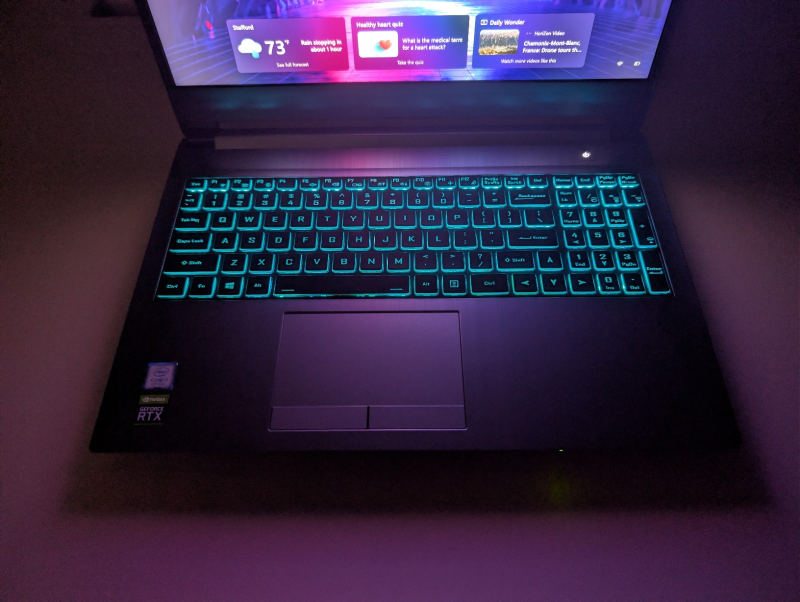 Clevo Sager NH58R | i7-9750H 32GB RAM 500GB SSD + 1TB HD | FHD@240Hz RGB Backlit