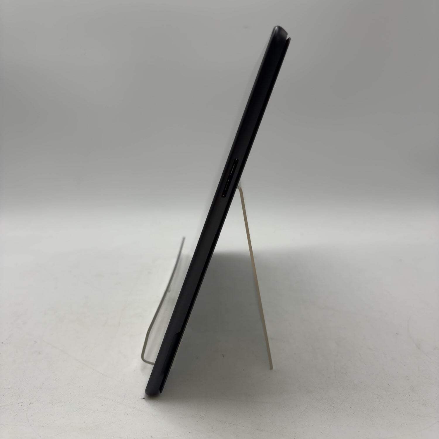 Microsoft Surface Pro 11 13″ Snapdragon X Elite 3.4GHz 16GB RAM 512GB SSD
