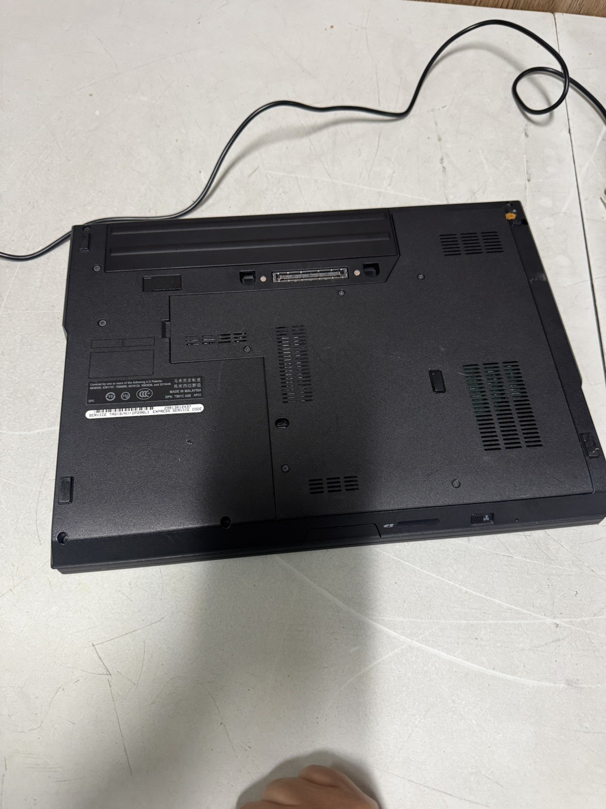 Dell Latitude E5400 14” Core 2 Duo 2GB Laptop No HDD No Charger AS-IS