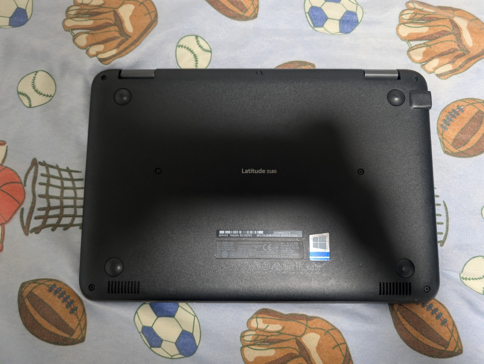 Dell Latitude 11 3180 Celeron N3350 4GB 64GB eMMC 11.6 inch business edu laptop