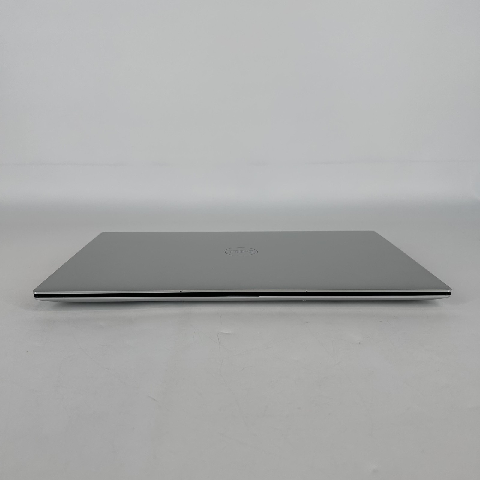 Dell XPS 15 9530 FHD+ 2.4 GHz i7-13700H 32GB 512GB SSD RTX 4060 BENT FRAME