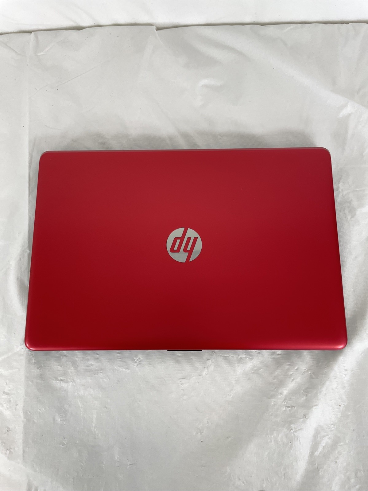 HP 15-bs234wm 15.6″ Laptop | Pentium Silver N5000 1.1GHz | RAM: 8GB | No OS/HDD