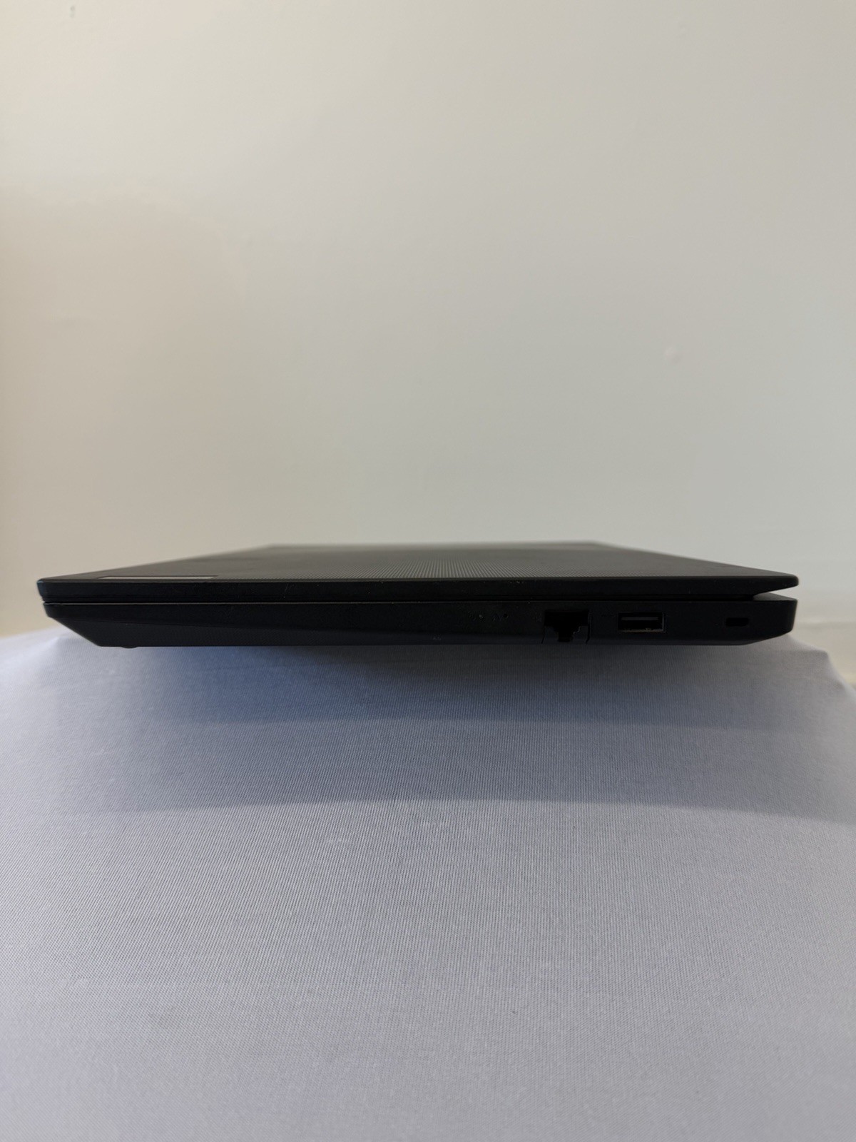 Lenovo V14-G2IL Laptop – Good Screen – Intel i5 Gen 11 – RAM 8 GB – Read Des