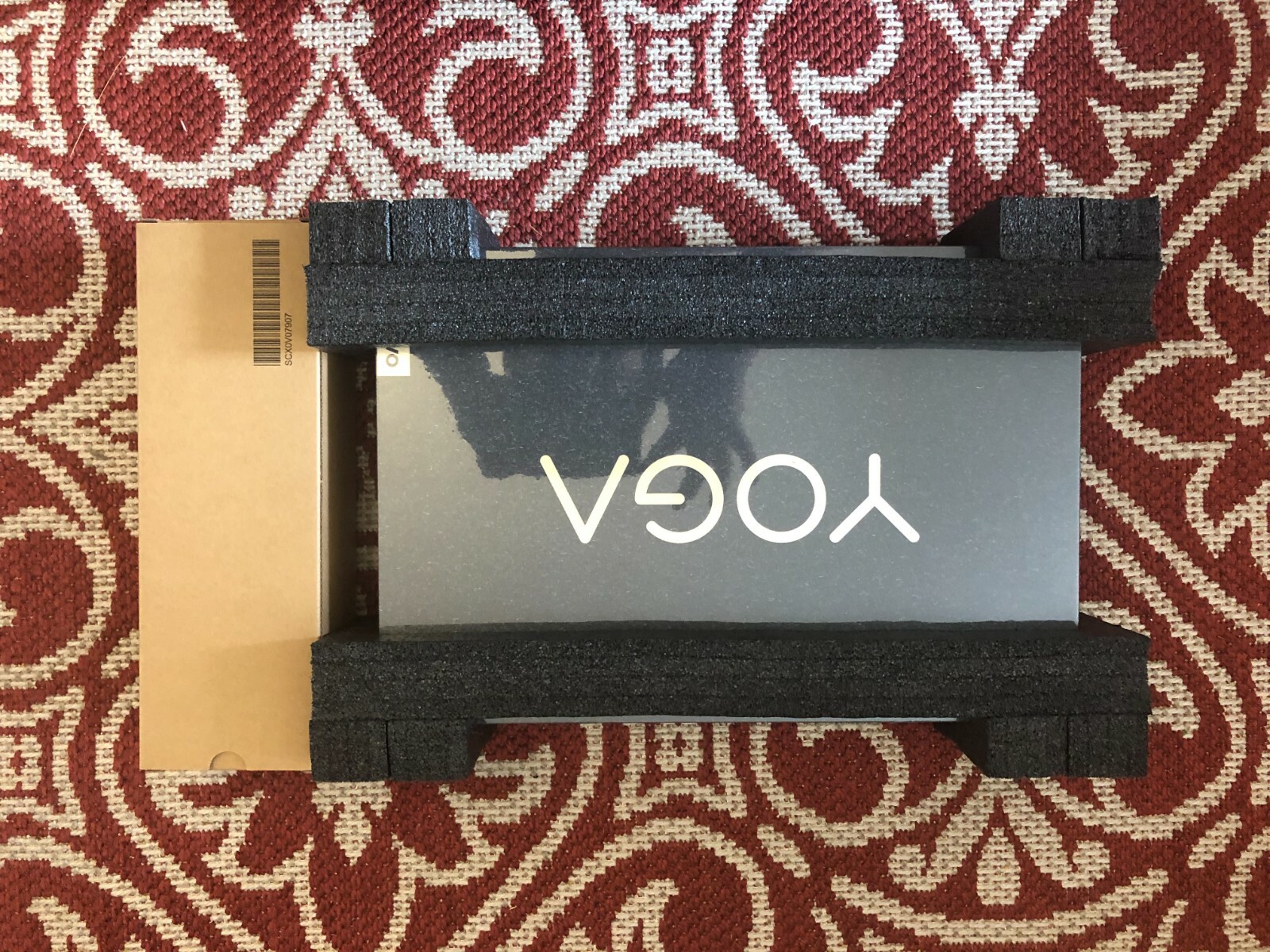 NEW SELD Lenovo YogaC94015,6 “FHD Touch i7-9750H 2,6GHz 12GB 512GB GTX 1650 W10H