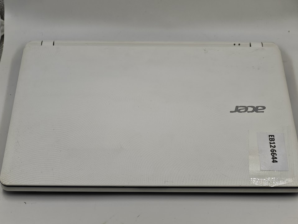 Acer Aspire ES1-331-C09Z Laptop – Used, no SSD, no OS