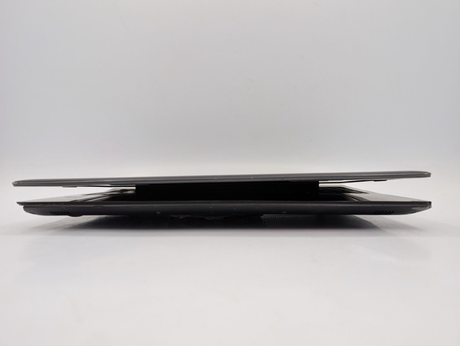 Lenovo IdeaPad 310-15IKB 15.6″ Display Intel Core i7-7500U 4GB RAM Black Laptop