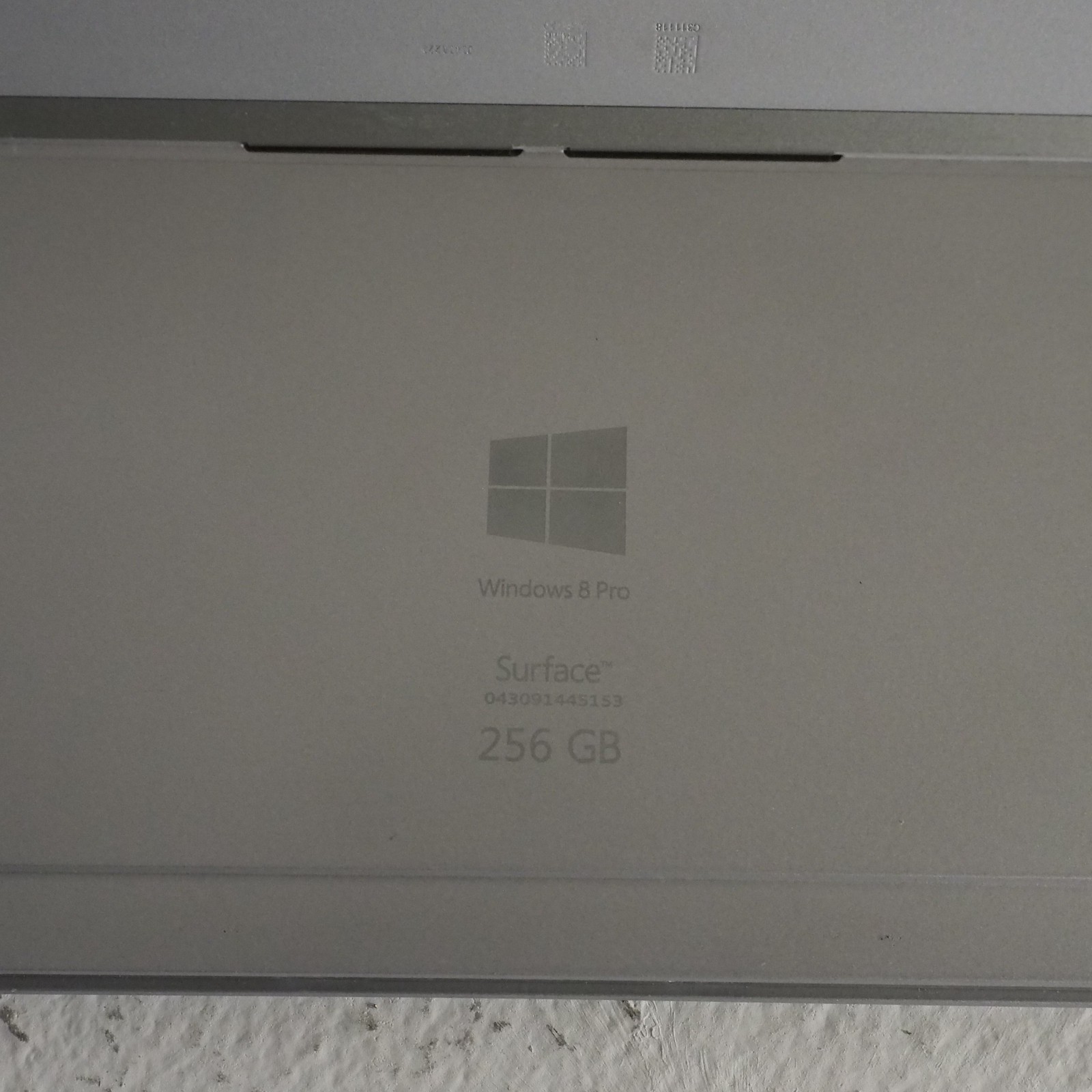 Microsoft Surface Pro 3 1631 256GB Windows 8 Pro Cracked Screen For Parts