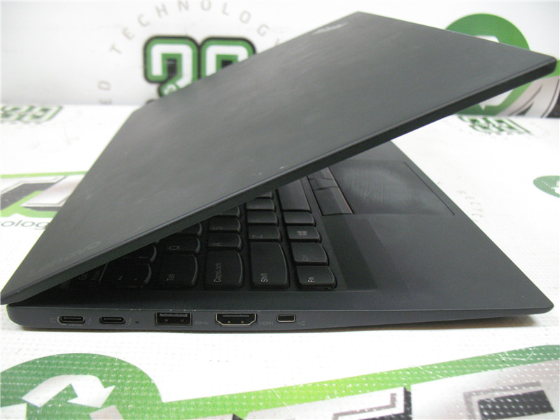 Lenovo ThinkPad X1 Carbon 5th Gen i5-6300U 2.4GHz 8GB RAM NO SSD 14″ FHD NO OS.
