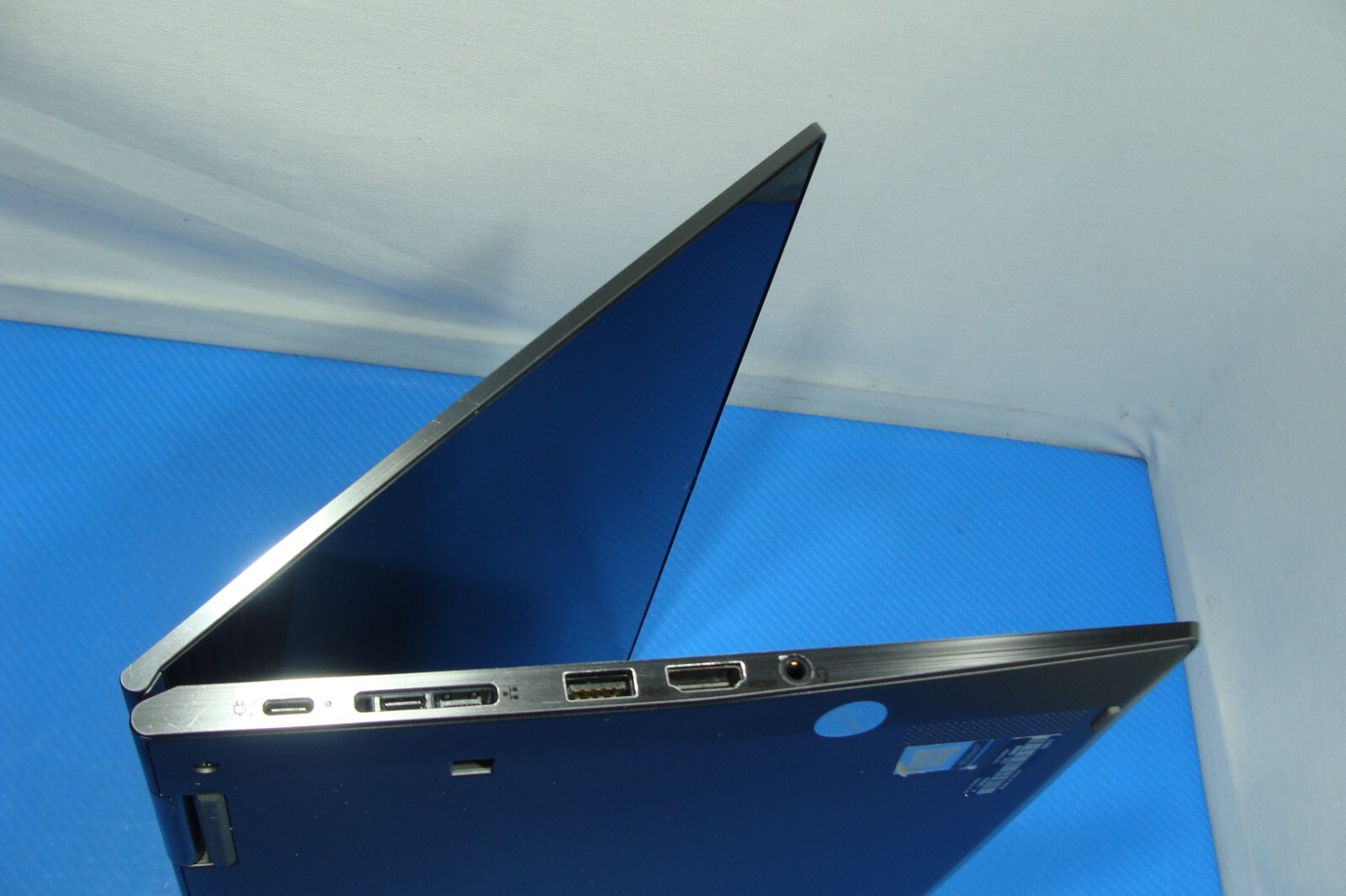Lenovo ThinkPad X1 Yoga Gen 5 14″ FHD Touch i5-10310U 16GB 256GB SSD Win 11 Pro