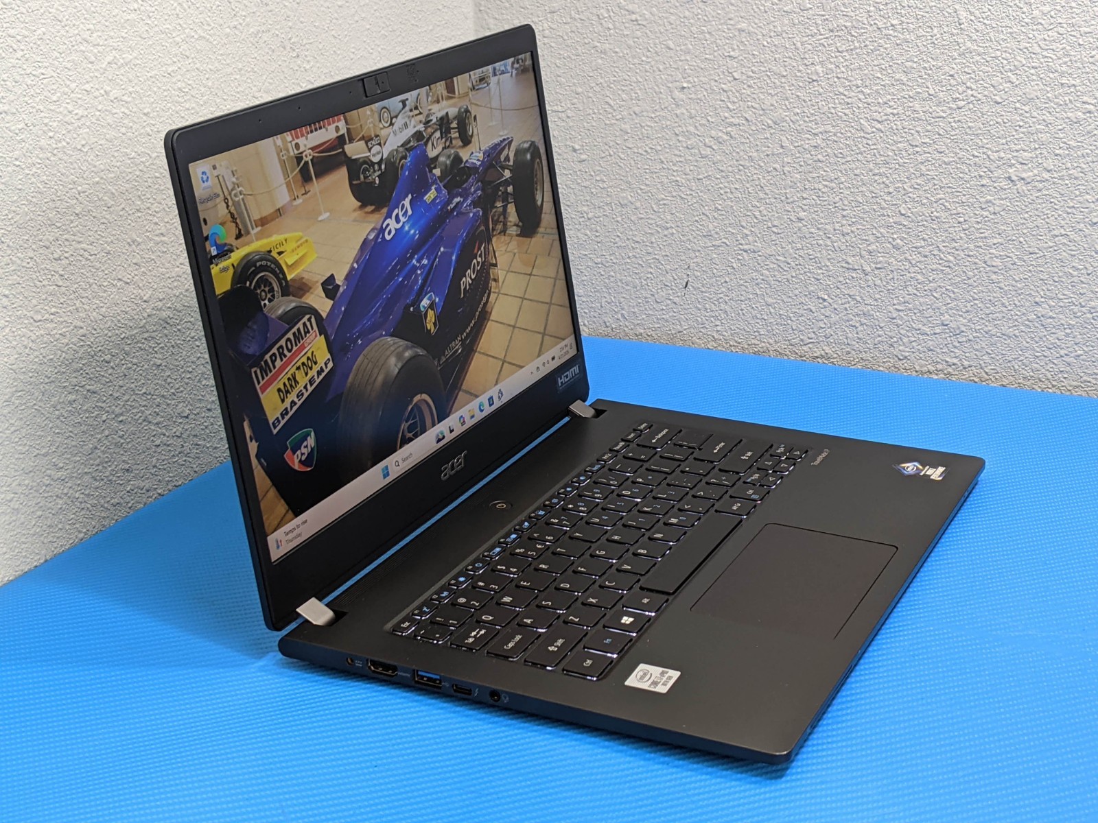 Acer TravelMate P614-51-G2 14″ FHD i7-10610U 1.8GHz 16GB 512GB SSD W11P +Charger