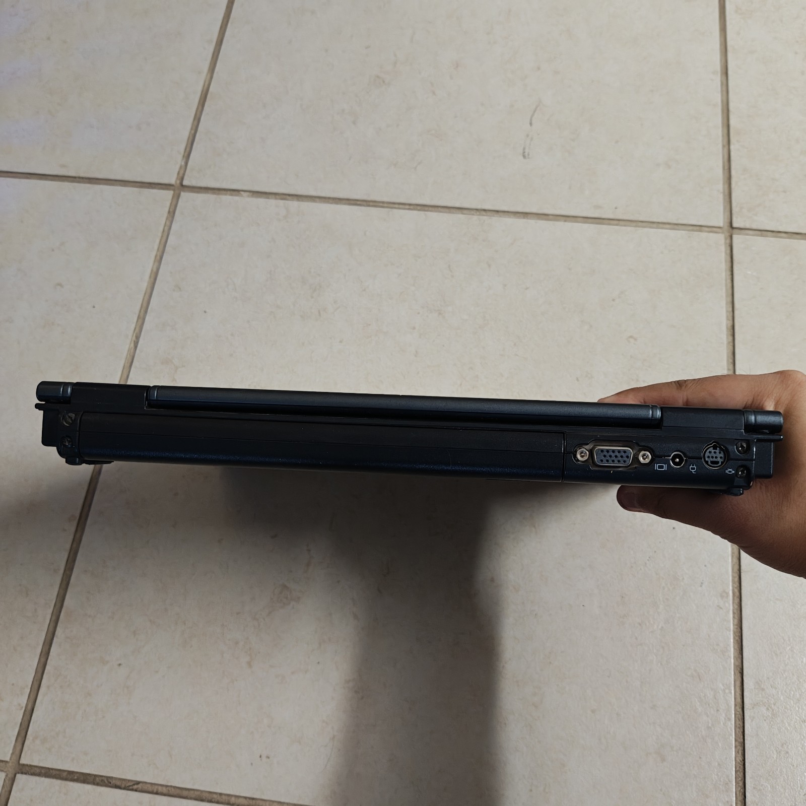 HP Compaq nc6220 14.1″ Windows XP Laptop – NO HDD/512MB RAM – NO POWER #3859