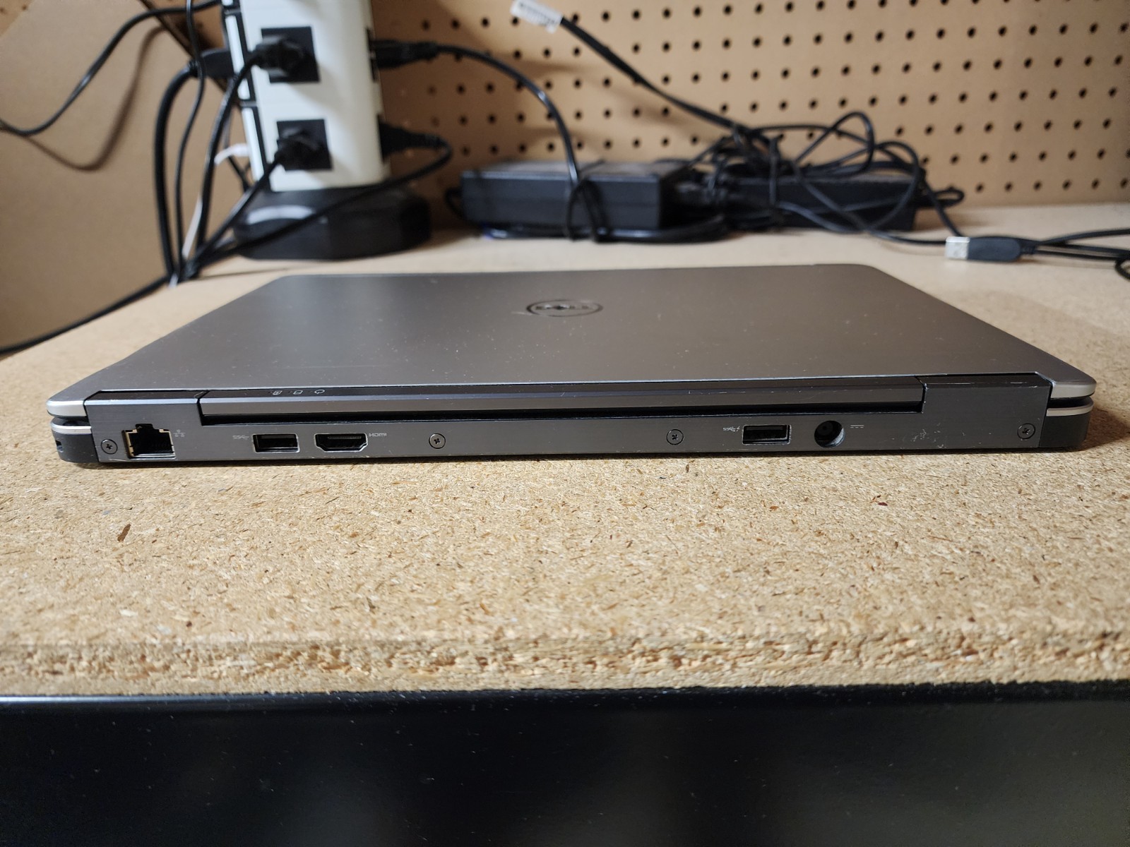 Dell Latitude E7240 i5-4300U 1.9GHz 8GB RAM No HDD/OS See Desc