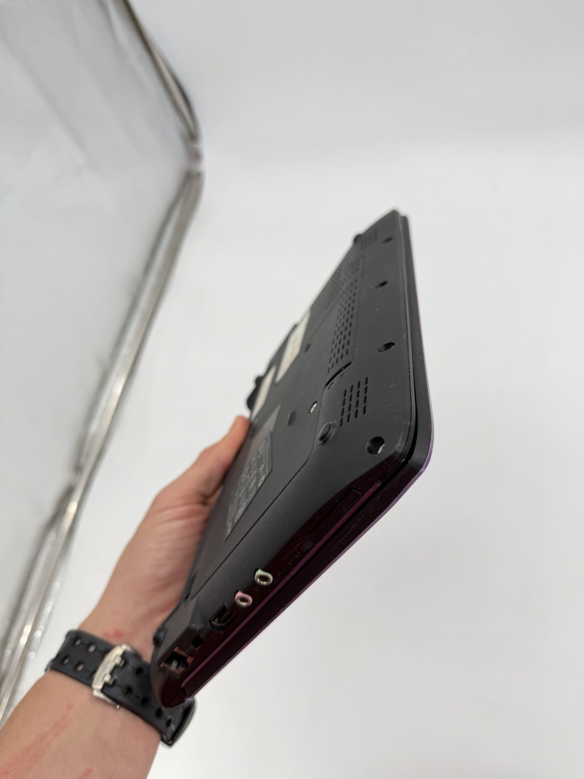 Acer Aspire One NAV50 Laptop Intel Atom Computer Purple For Parts (Read Desc)