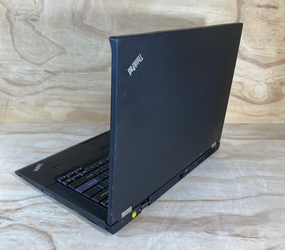 Lenovo ThinkPad T400s – C2D T9600, 4GB RAM, 120GB SSD