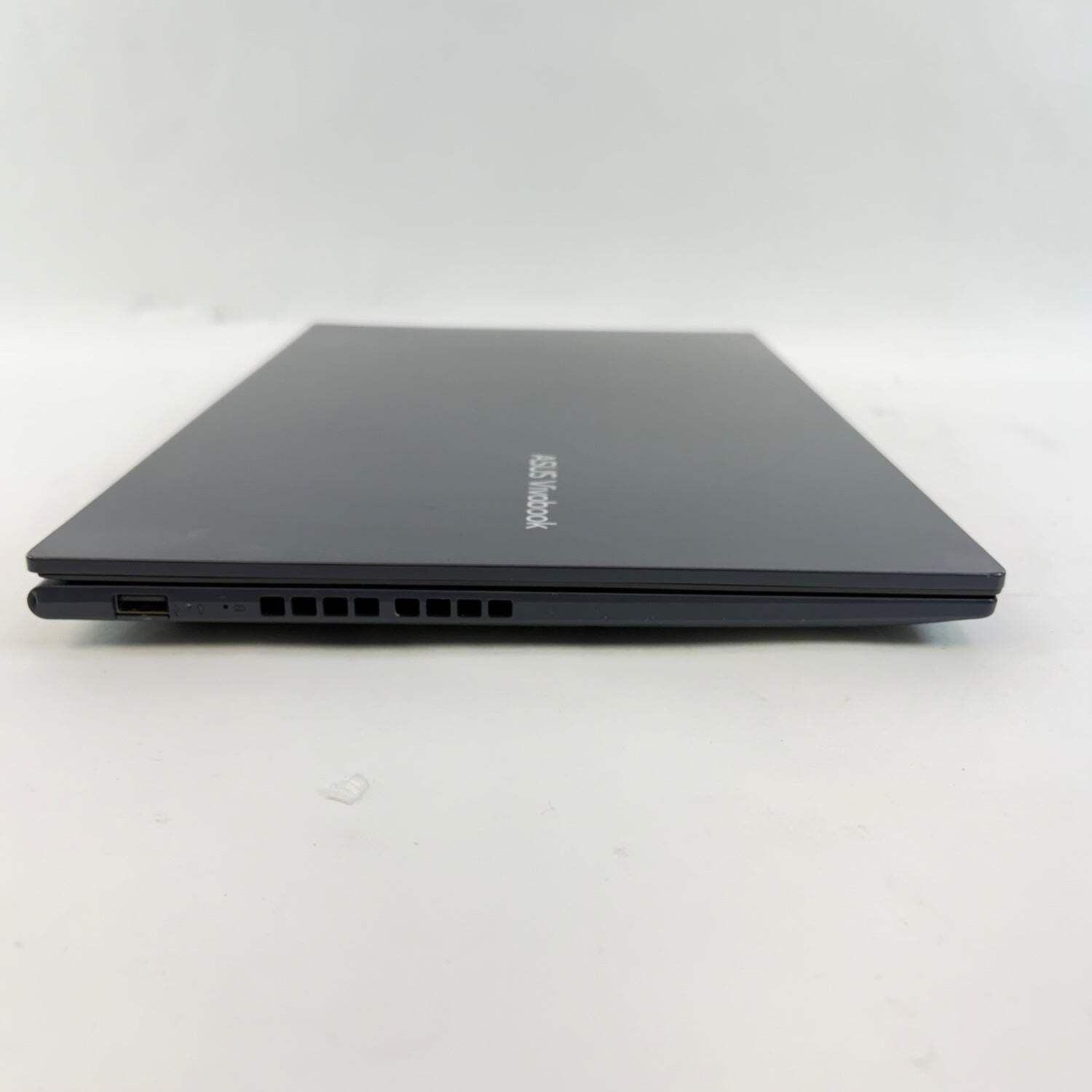 Asus Vivobook 15 F1502Z 15.6″ i3-1220P 1.5GHz 8GB RAM 256GB SSD