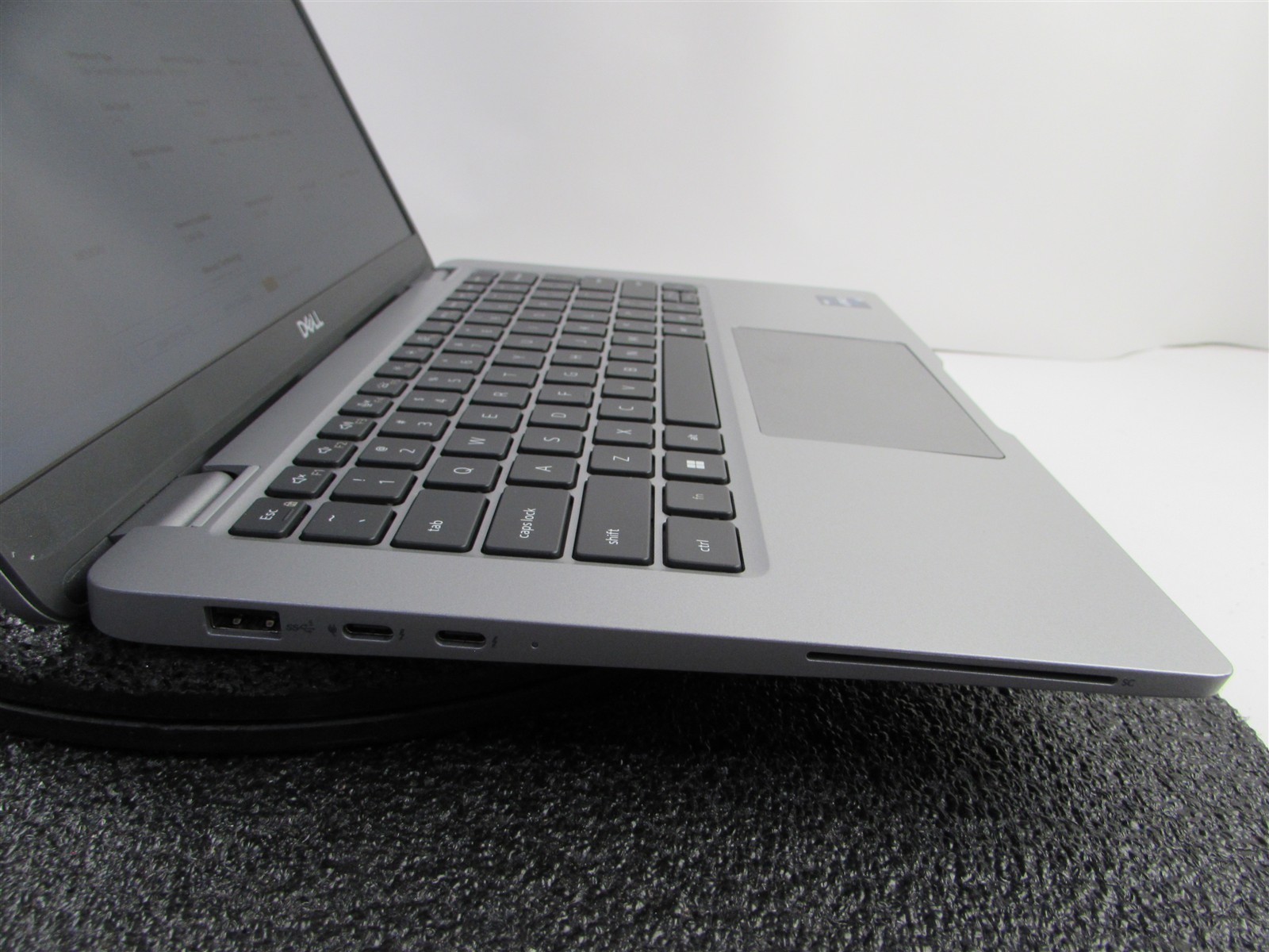 DELL LATITUDE 5340 1920X1080 FHD TOUCHSCREEN I5-1345U 512GB SSD 16GB RAM NO O.S