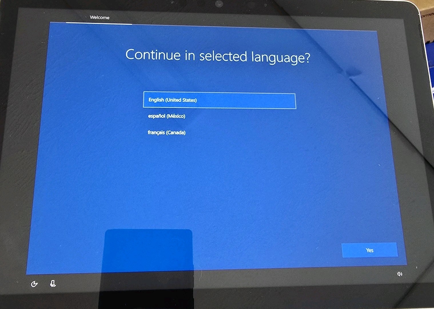 Microsoft 1901 Surface Go 2 10.5″ Netbook/Laptop Intel Pentium Win10 64GB eMMC