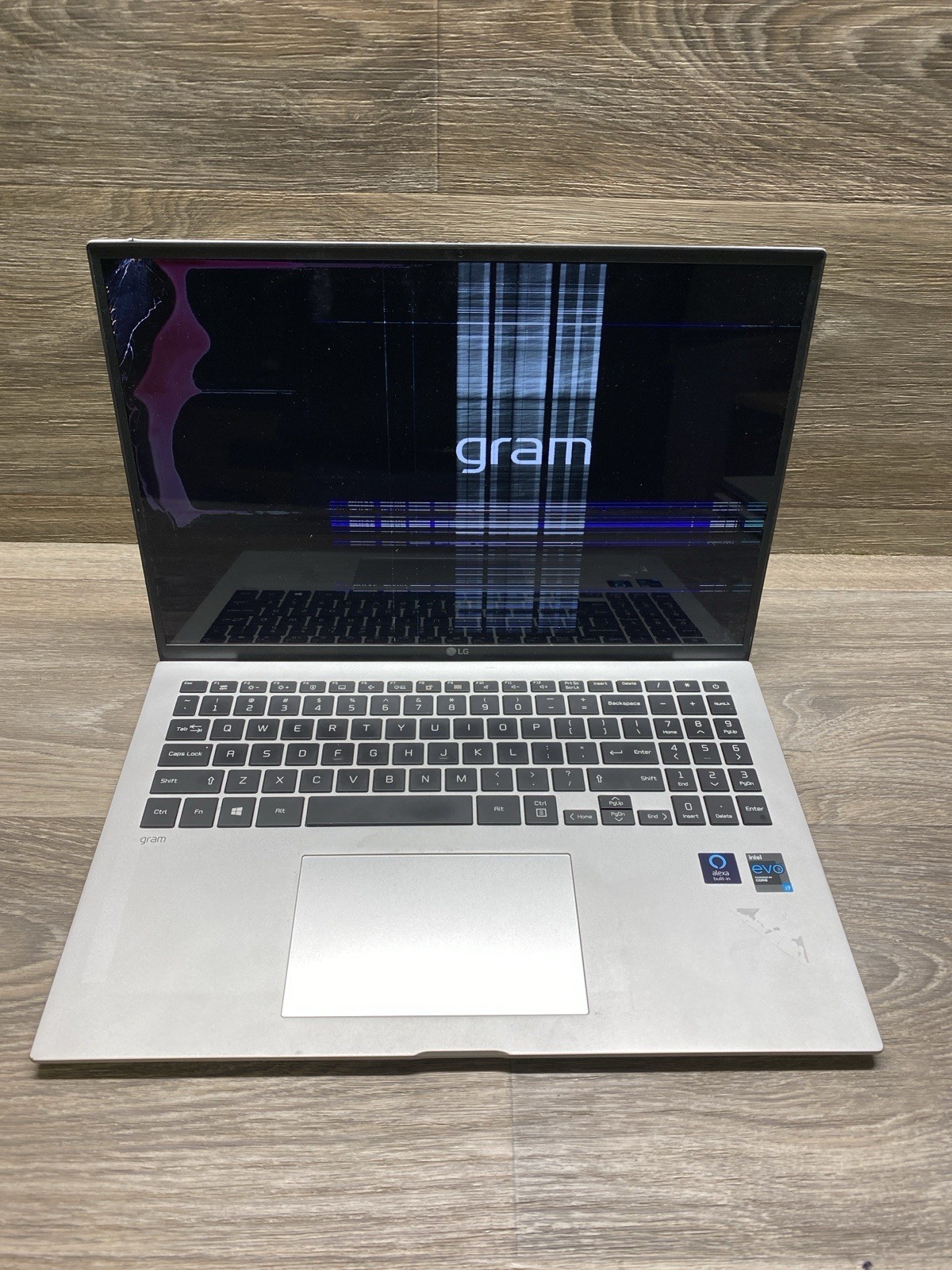 LG Gram 16Z90P Intel EVO i7-1165G7 2.80GHz 16GB RAM 512GB NMVe 11th gen