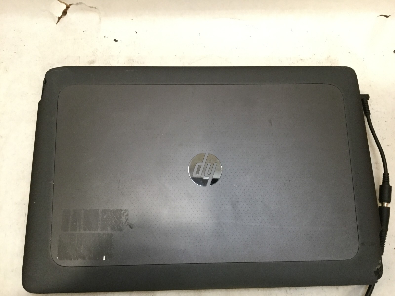 HP Zbook 17 G2 / Intel Core i7 UNKNOWN SPECS / (MISSING PARTS!) -MR