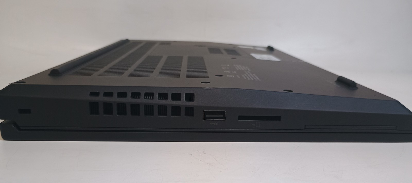 Lenovo ThinkPad T15g Gen 2 | i9-11950H | RTX 3070 | 32GB RAM | 512GB NVMe