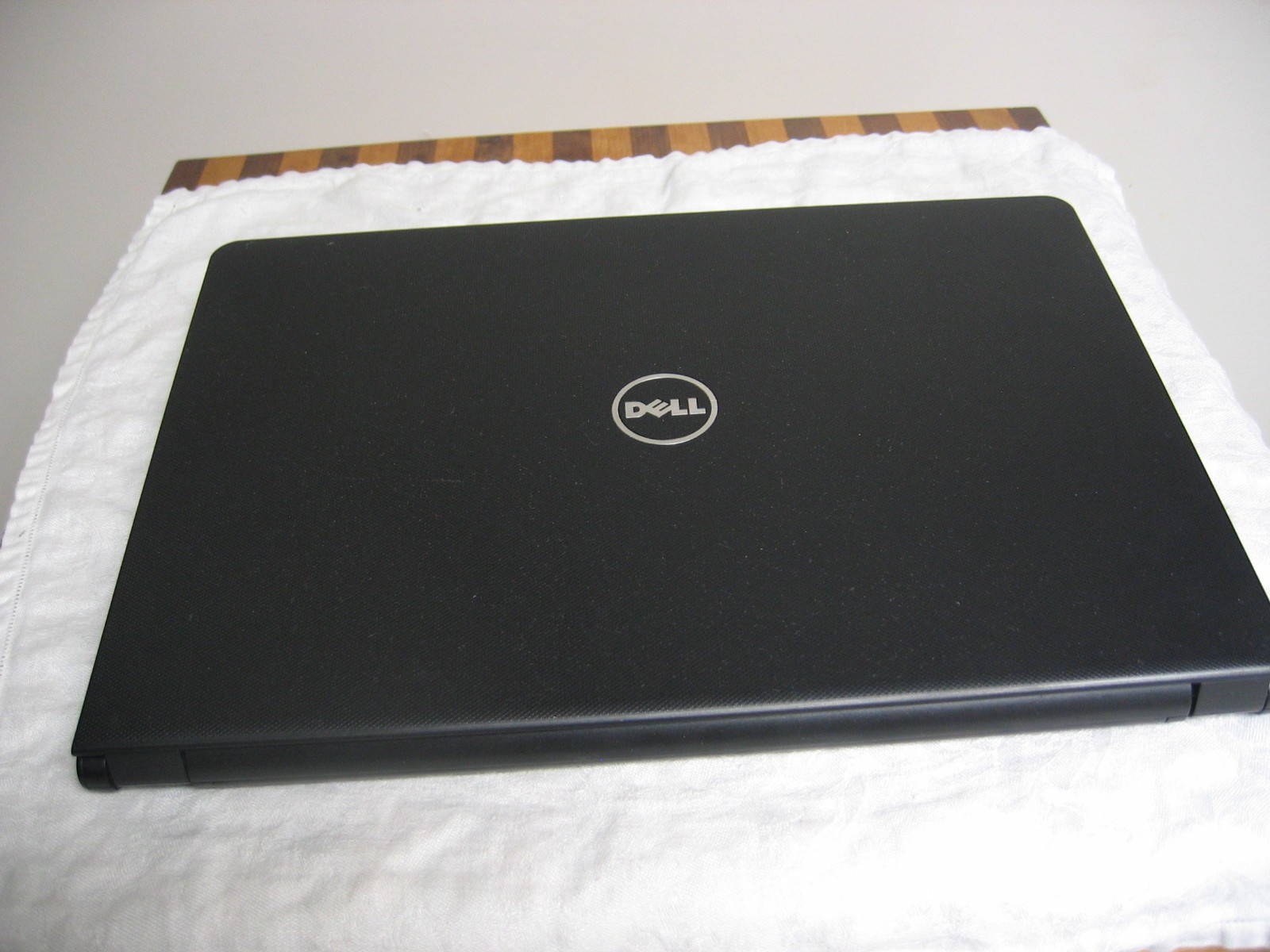 Dell Vostro 14-3468 Win 10 8GB RAM 237GB SSD i3-7020u 2.3ghz Laptop-READ MORE D5