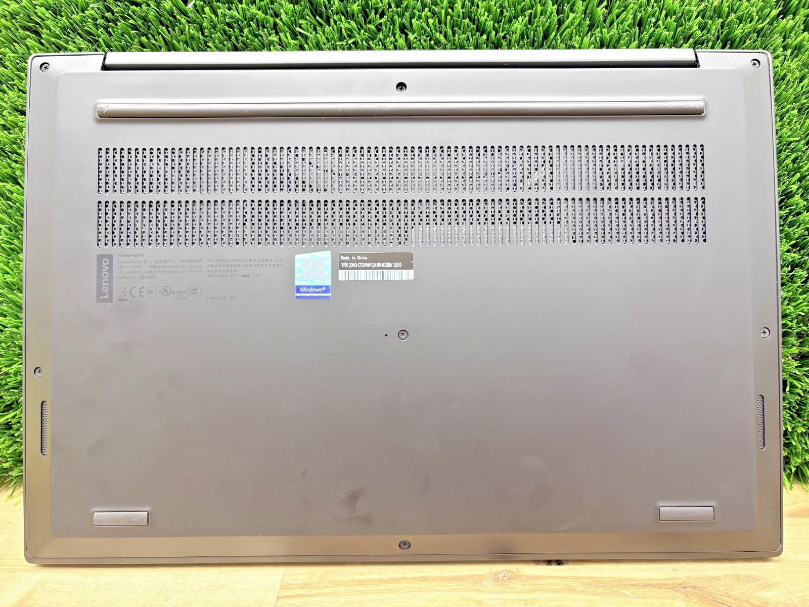 Lenovo ThinkPad P1 Intel Xeon 2.70GHz 32GB RAM 512GB SSD Nvidia Q P2000 Win11 P*