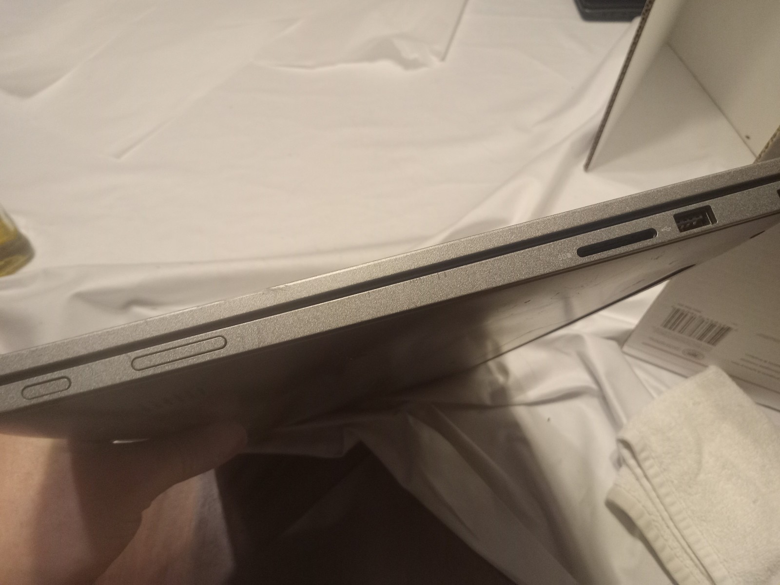 Dell Inspiron P58F001 15.6″ FHD 2-in-1 Core i5-7200U 8GB RAM