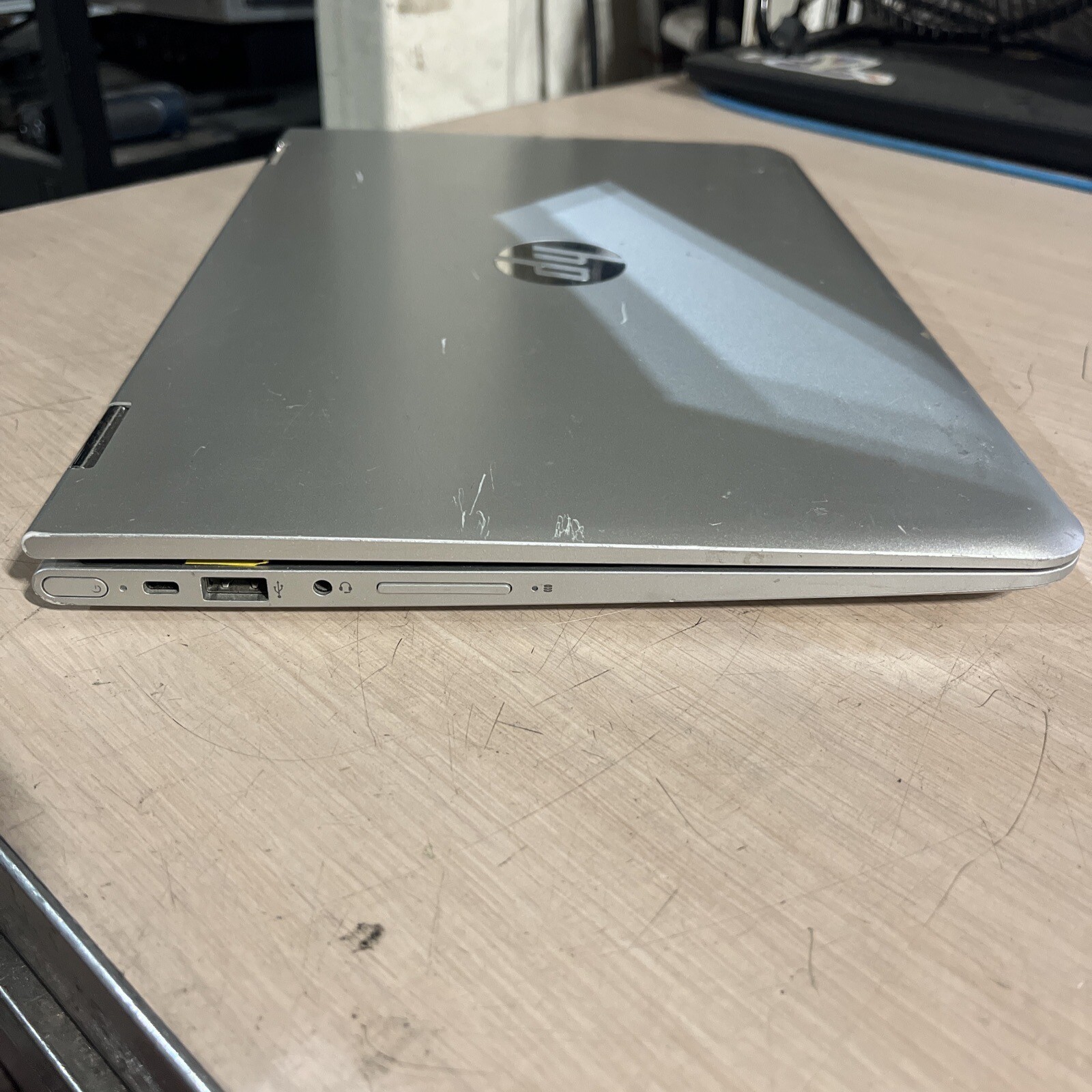 HP ENVY CONVERTIBLE INTEL CORE I5-7200U 2.50GHZ 8GB RAM NO HD