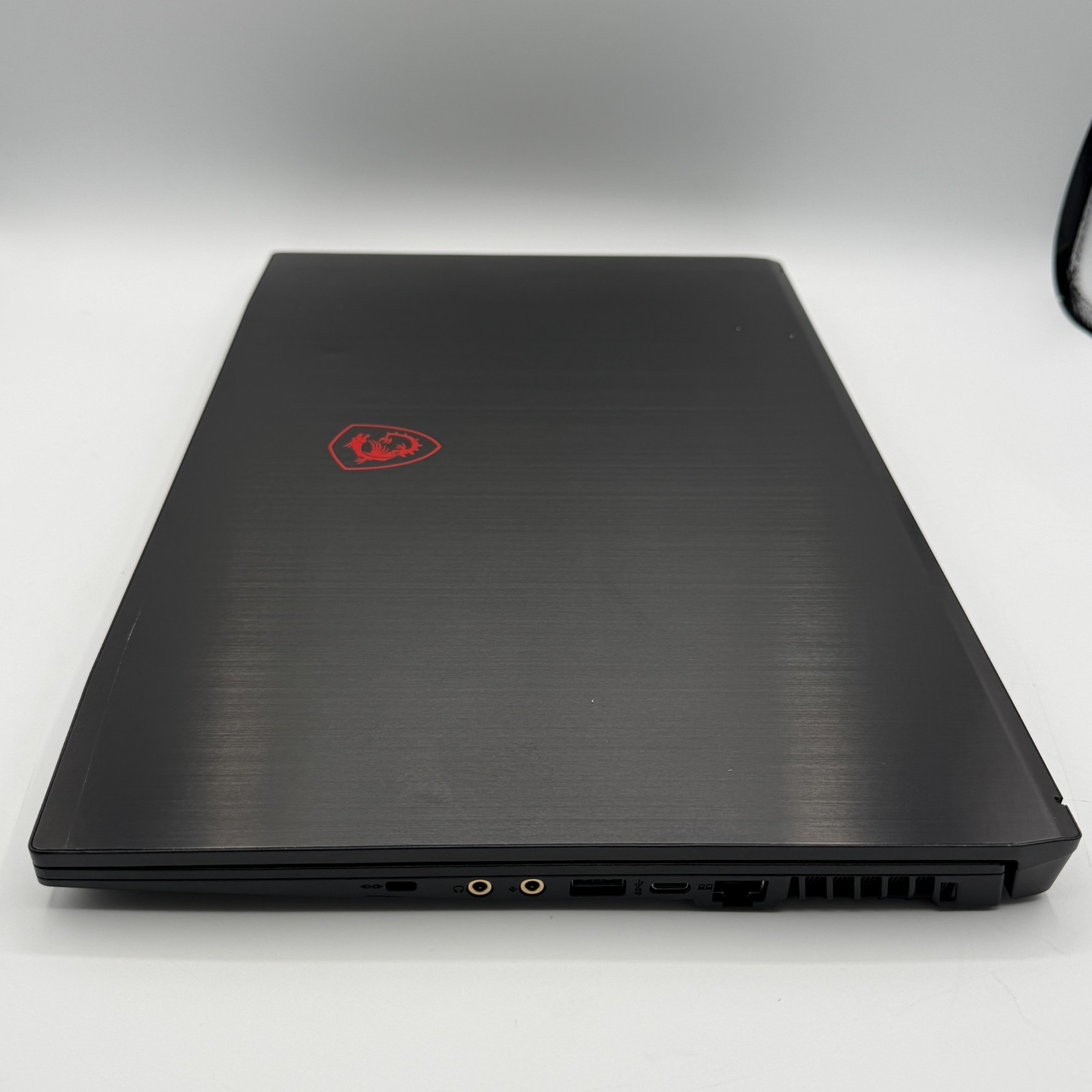 MSI GF75 Thin 10SCSXR i5-10300H GTX 1650 Ti 32GB 512GB SSD Win11 Home Gaming Lap