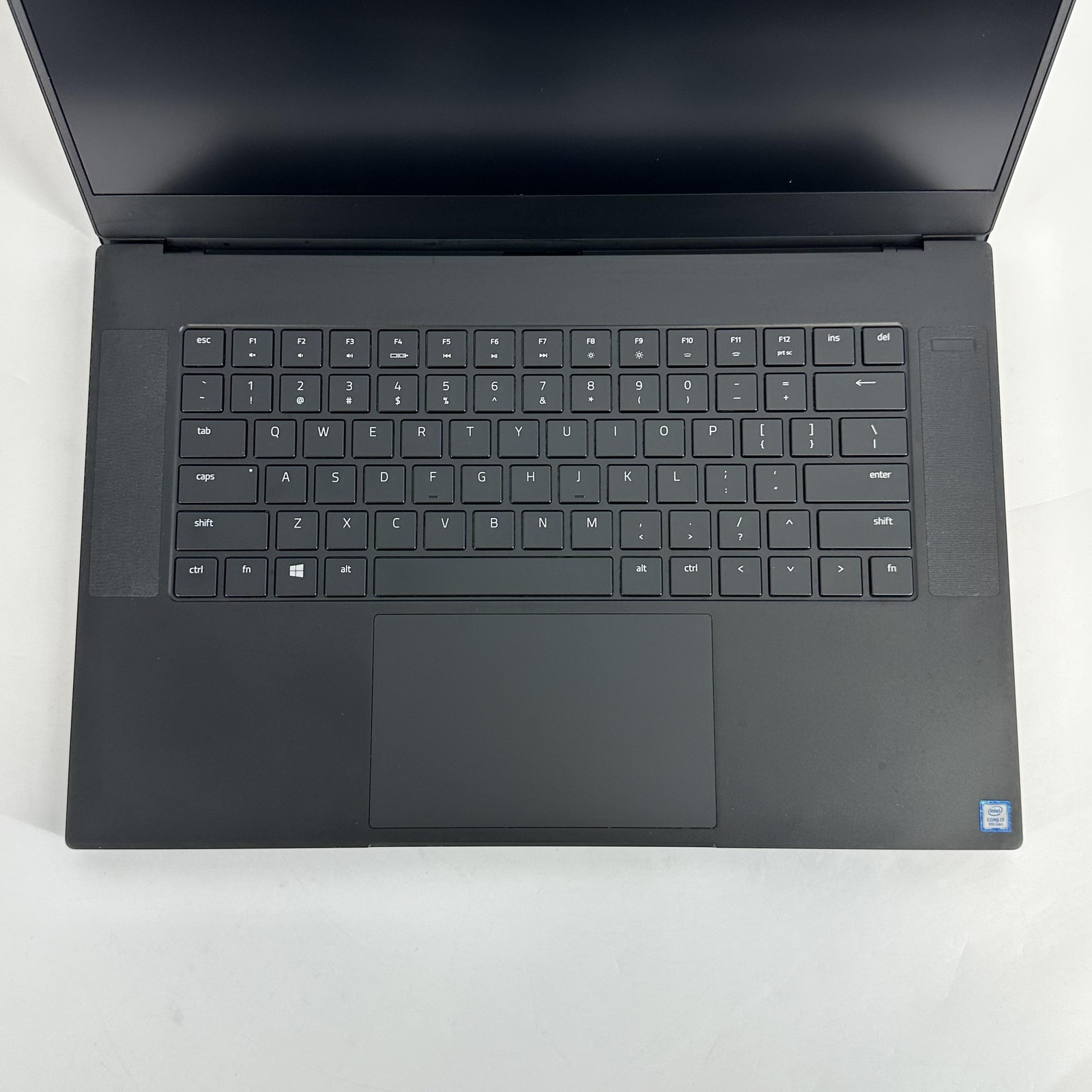 Razer Blade 15 Advanced 240Hz FHD i7-9750H 2.60GHz 16GB 1TB SSD RTX 2080 Max-Q