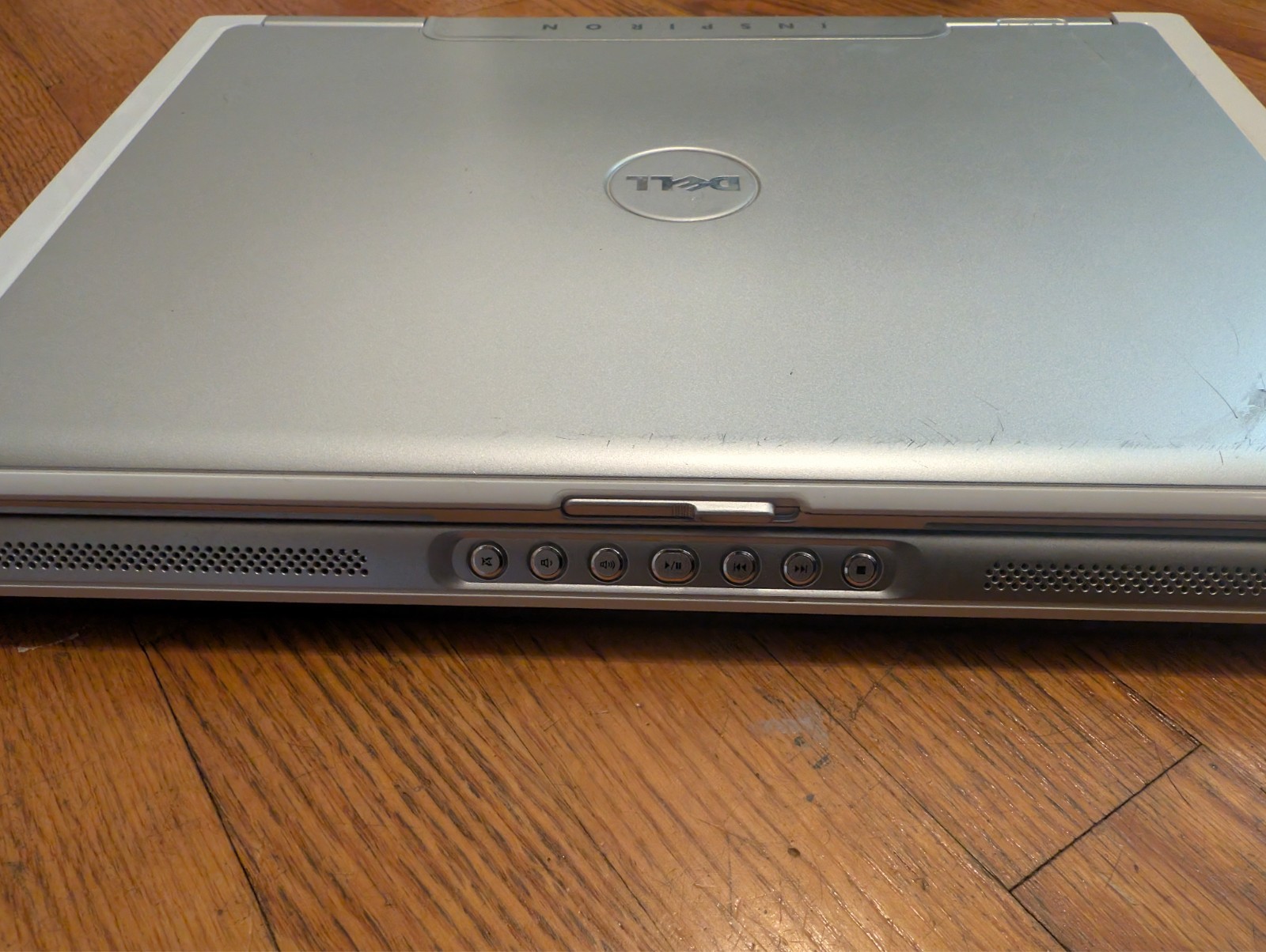 Dell Inspiron E1505 | Intel Core 2 Duo 1.83GHz 4GB RAM 160GB HDD Windows XP OEM