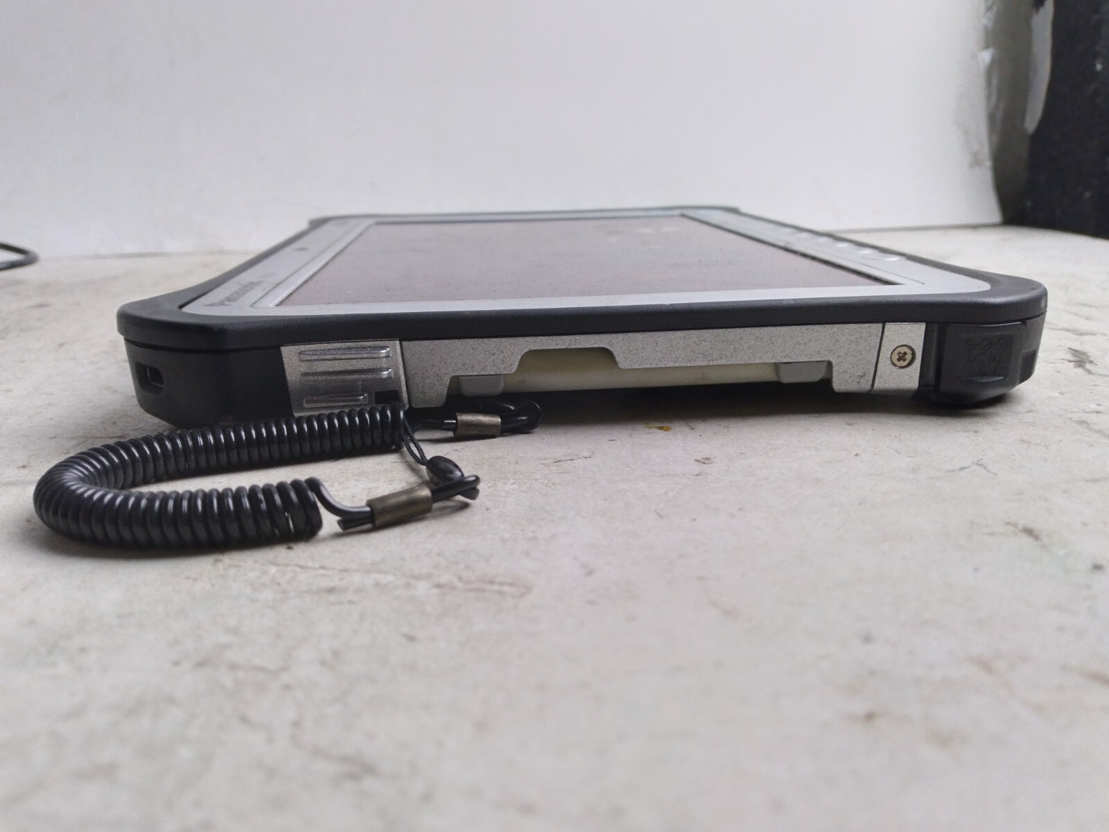 Panasonic FZ-G1AABAB1M w/i5-3437U, 4GB RAM, 120GB HDD, 10″ Touchpad for parts
