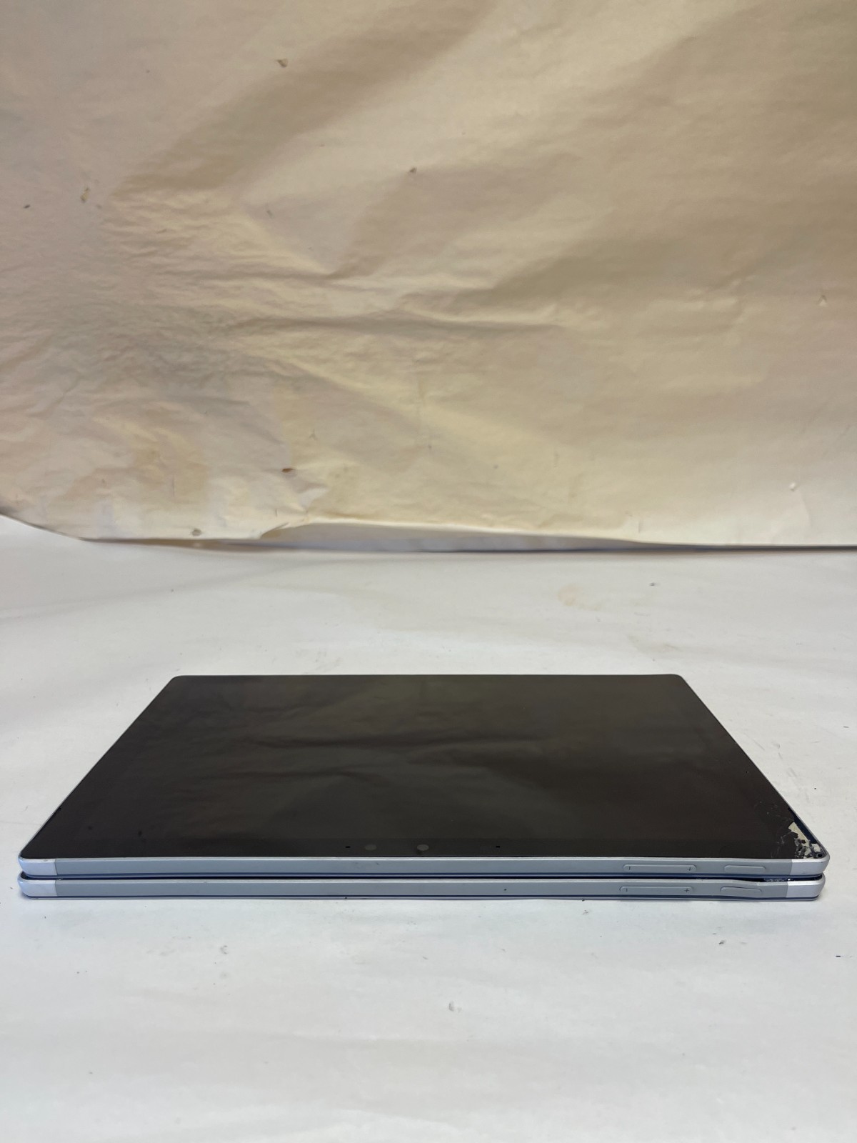 Surface Pro 7 i5-1035G4 1.10GHz 8GB RAM 128GB M.2 Win 10 Pro – Broken Screens