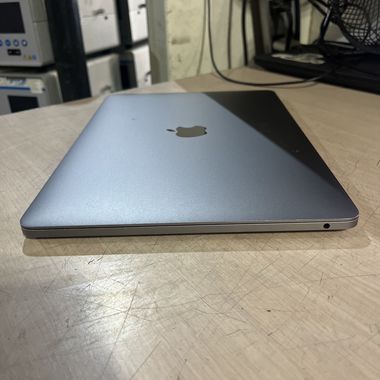 APPLE MACBOOK PRO 13″ MID-2017 CORE I5-7360U 2.3GHZ 8GB RAM