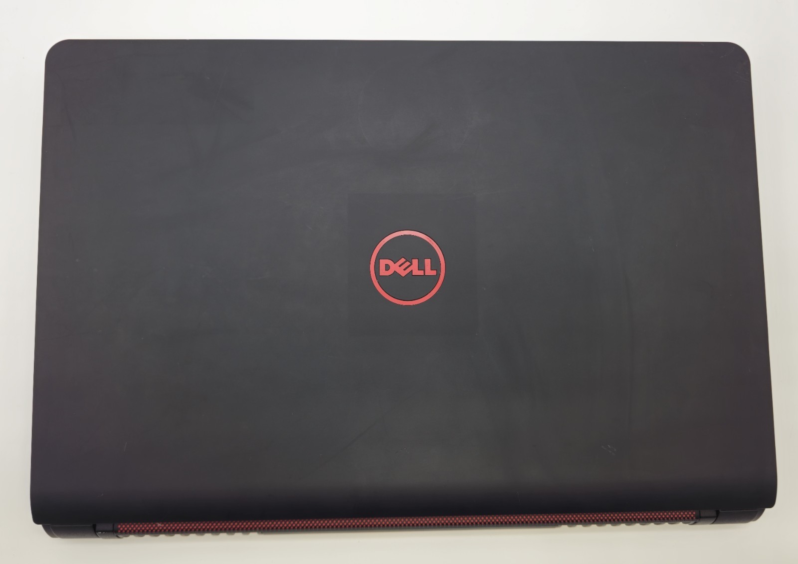 Dell Inspiron 15 5577 | i7-7700HQ | 1TB NVME | 16GB RAM | GTX 1050 | Win 11 Home