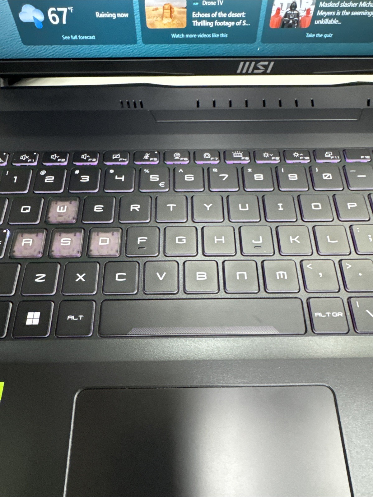 MSI Crosshair 16 Gaming Laptop i7-13620H RTX 4070 16GB RAM 1TB SSD 144Hz WIN11