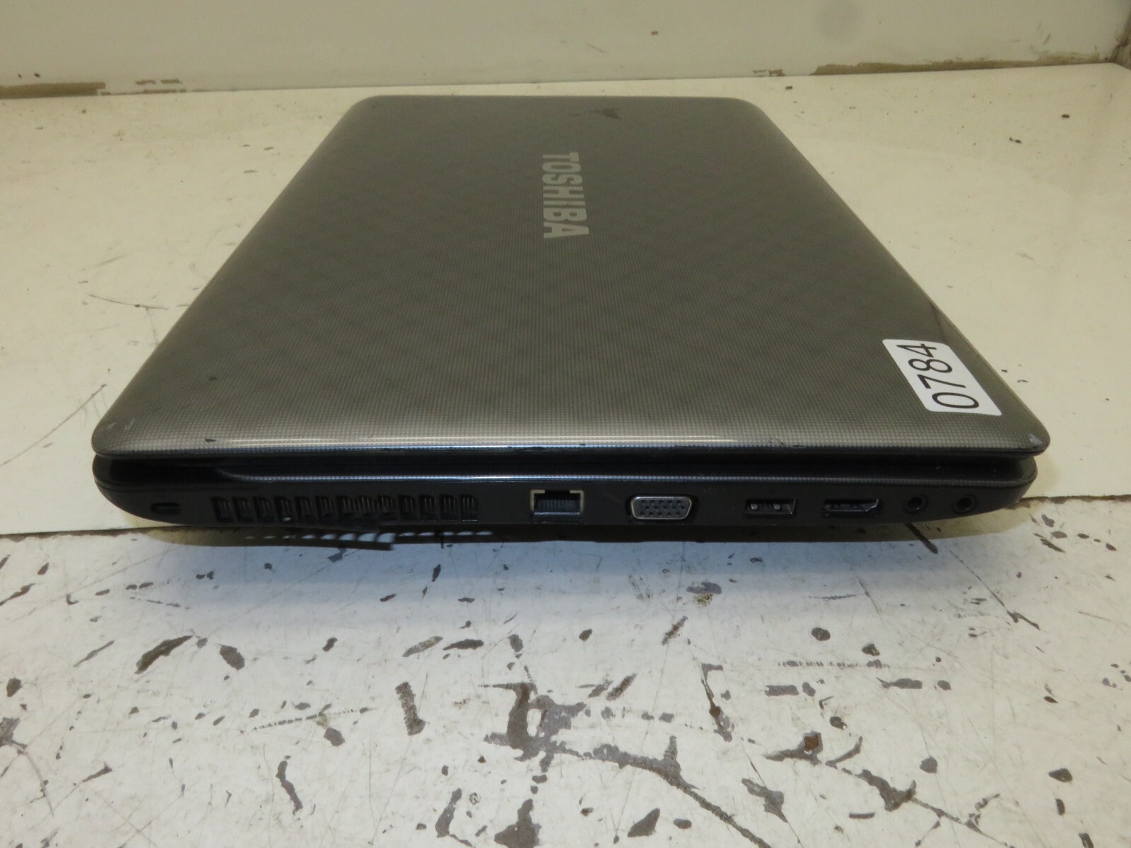 Toshiba Satellite L755-S5248 Laptop Intel Pentium B940 8GB Ram No HDD or Battery