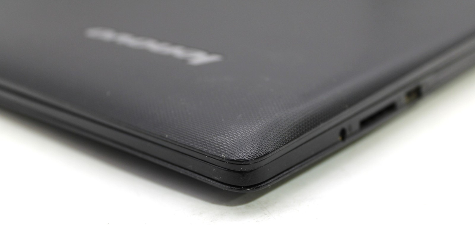 Lenovo G70 i5-5200U@2.2GHz 8GB DDR3 240GB SATA SSD NO OS *USED/TESTED*