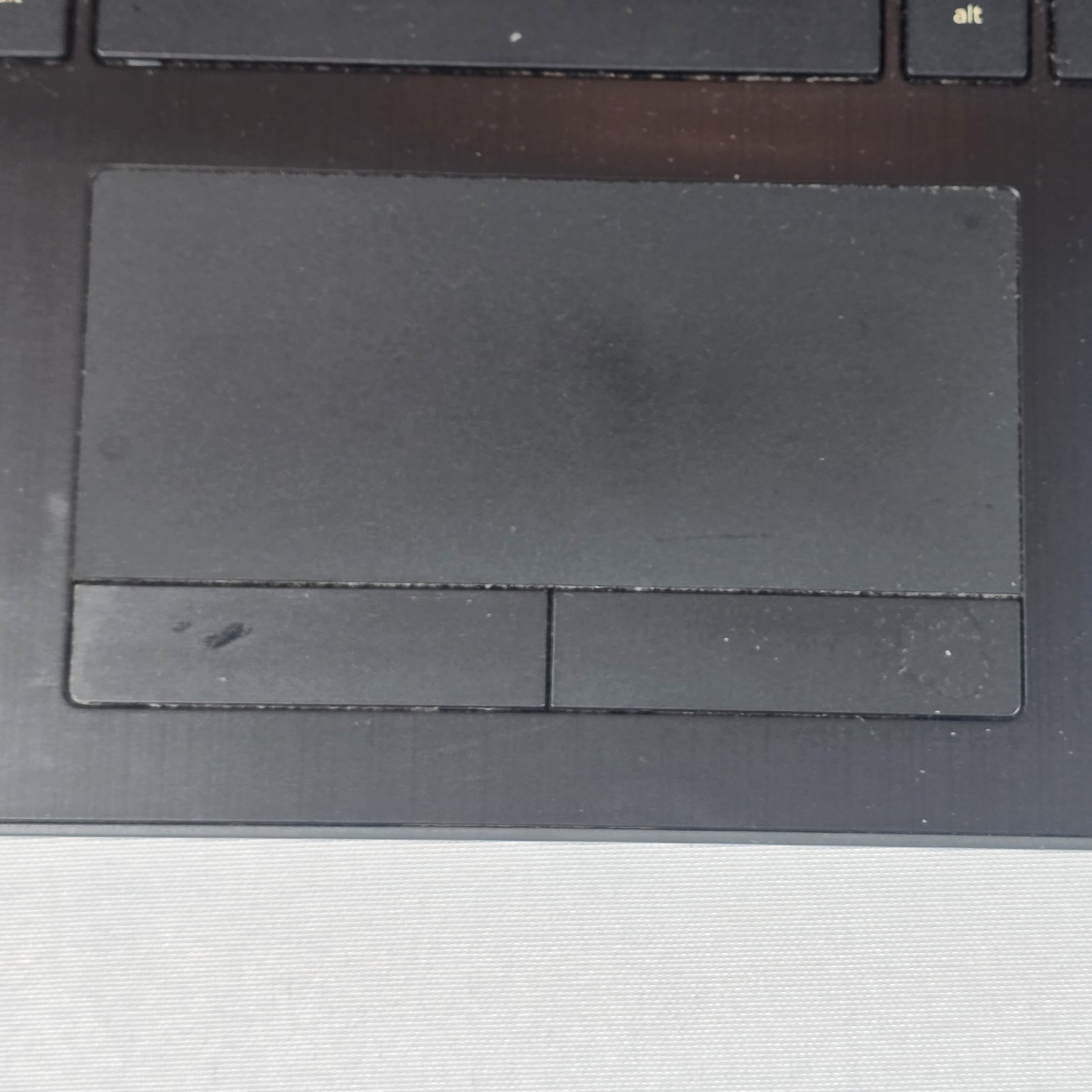 HP LAPTOP 15-DB0XXX AMD E2-9000E RADEON R2 1.50 GHz 4GB RAM READ